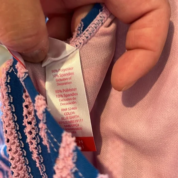 NWT one piece swimsuit size small - Picture 5 of 5